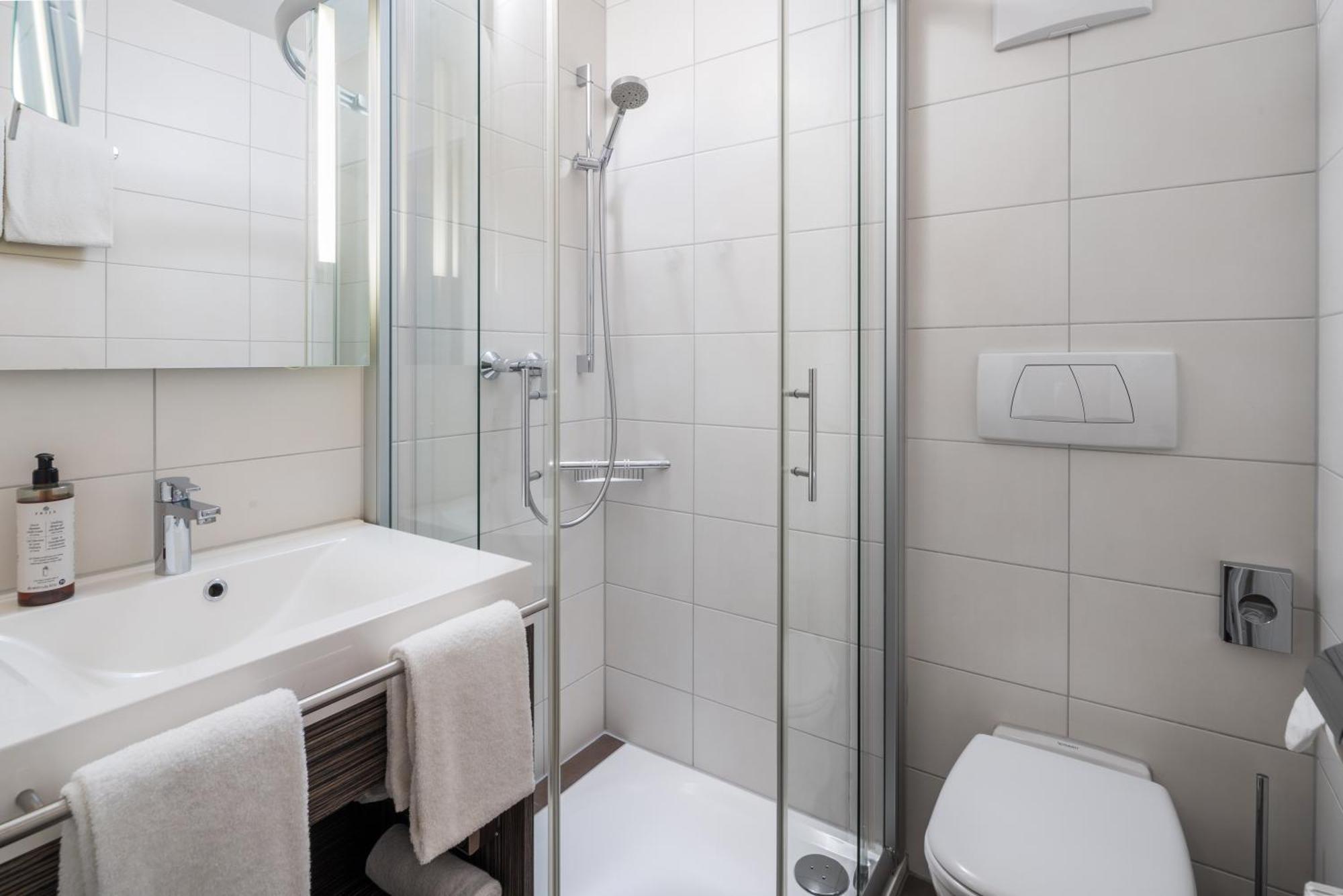 Hotel Schwanen Kongen Ngoại thất bức ảnh